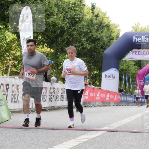06.09.2026 - CURREX Alsterlauf Yannick Fuchs http://msf.ph/oto/10118443 06.09.2026 12:02:22 Ziel 1072, 1320, 1337 meine-sportfotos.de