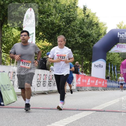 06.09.2026 - CURREX Alsterlauf Yannick Fuchs http://msf.ph/oto/10118461 06.09.2026 12:02:23 Ziel 1072, 1320, 1337 meine-sportfotos.de