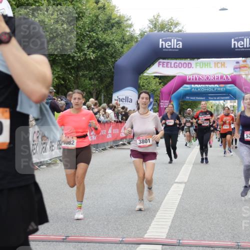 06.09.2026 - CURREX Alsterlauf Yannick Fuchs http://msf.ph/oto/10118562 06.09.2026 09:59:53 Ziel 2269, 2660, 3119, 3120, 3414, 3801, 4209, 4498, 4739, 4889, 4916, 5055, 5056, 5229, 5267, 5377, 5497, 5800, 6017, 6148, 6244, 6268, 8082 meine-sportfotos.de