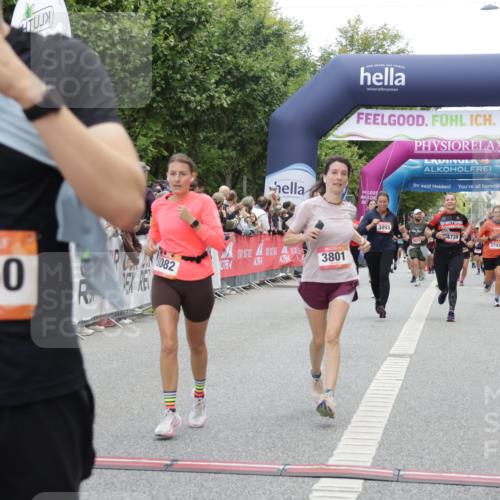 06.09.2026 - CURREX Alsterlauf Yannick Fuchs http://msf.ph/oto/10118570 06.09.2026 09:59:54 Ziel 2238, 2660, 3414, 3801, 4209, 4498, 4739, 4889, 4916, 5055, 5056, 5229, 5267, 5377, 5497, 6017, 6148, 6244, 6268, 8082 meine-sportfotos.de