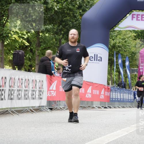 06.09.2026 - CURREX Alsterlauf Yannick Fuchs http://msf.ph/oto/10118661 06.09.2026 12:02:38 Ziel 1005, 1017, 1019, 8267 meine-sportfotos.de
