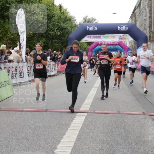 06.09.2026 - CURREX Alsterlauf Yannick Fuchs http://msf.ph/oto/10118664 06.09.2026 09:59:57 Ziel 2238, 2660, 2743, 3179, 3414, 3801, 4180, 4209, 4498, 4739, 5267, 5377, 8023, 8082 meine-sportfotos.de