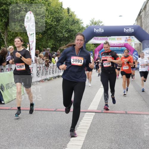 06.09.2026 - CURREX Alsterlauf Yannick Fuchs http://msf.ph/oto/10118715 06.09.2026 09:59:58 Ziel 2238, 2300, 2660, 2743, 2947, 3179, 3414, 3801, 4180, 4209, 4498, 4739, 5267, 5377, 8023, 8082 meine-sportfotos.de