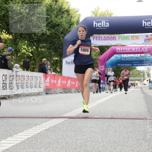 06.09.2026 - CURREX Alsterlauf Yannick Fuchs http://msf.ph/oto/10118733 06.09.2026 12:02:42 Ziel 1005, 1017, 1019, 8267 meine-sportfotos.de