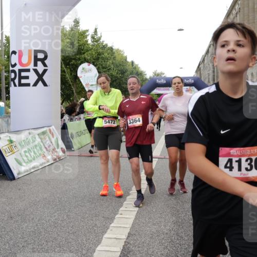 06.09.2026 - CURREX Alsterlauf Yannick Fuchs http://msf.ph/oto/10118971 06.09.2026 10:00:10 Ziel 2136, 2300, 2528, 2686, 2947, 3006, 3262, 3268, 3294, 3364, 3511, 3897, 4136, 4237, 4407, 4424, 5472, 5501, 5738, 5741, 5823, 6028, 6241, 6254, 6299, 8002, 8035, 8212, 8314 meine-sportfotos.de