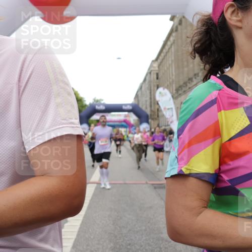 06.09.2026 - CURREX Alsterlauf Yannick Fuchs http://msf.ph/oto/10119019 06.09.2026 10:00:12 Ziel 2136, 2528, 2686, 2940, 3006, 3262, 3364, 3506, 3507, 3567, 3897, 4136, 4237, 4407, 4424, 5472, 5501, 5738, 5741, 6028, 6241, 6254, 6299, 8002, 8035, 8212, 8314 meine-sportfotos.de