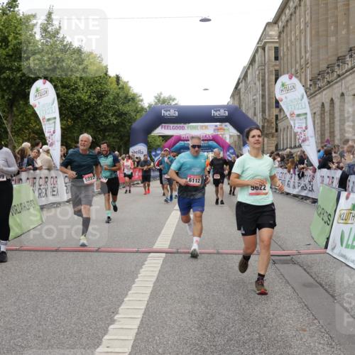 06.09.2026 - CURREX Alsterlauf Yannick Fuchs http://msf.ph/oto/10119203 06.09.2026 10:00:18 Ziel 2273, 2274, 2505, 2940, 3006, 3262, 3506, 3507, 3567, 3574, 3897, 4296, 4407, 5222, 5622, 6028, 6112, 6241, 6258, 6299, 6457, 8035, 8212 meine-sportfotos.de