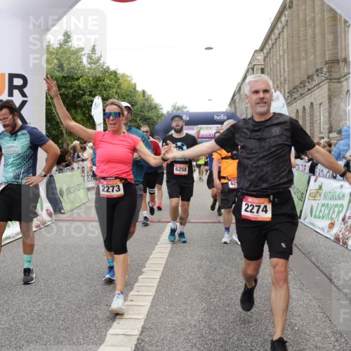 06.09.2026 - CURREX Alsterlauf Yannick Fuchs http://msf.ph/oto/10119353 06.09.2026 10:00:23 Ziel 2089, 2273, 2274, 2505, 2671, 2856, 2940, 3506, 3507, 3567, 3574, 4296, 4524, 4578, 5005, 5222, 5536, 5622, 6112, 6258, 6291, 6457 meine-sportfotos.de