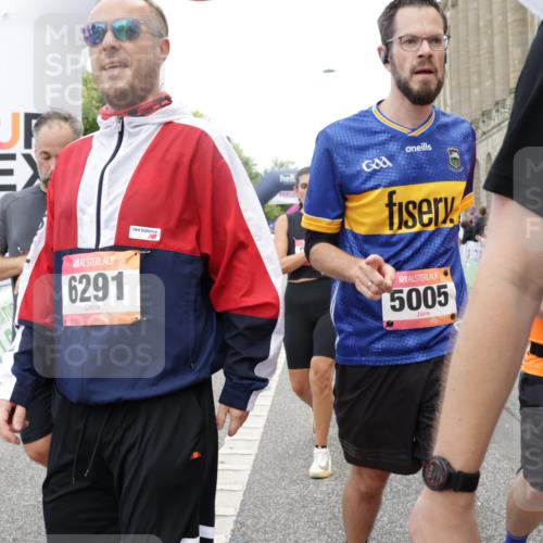06.09.2026 - CURREX Alsterlauf Yannick Fuchs http://msf.ph/oto/10119450 06.09.2026 10:00:26 Ziel 2089, 2257, 2273, 2274, 2505, 2671, 2856, 3574, 4296, 4461, 4468, 4524, 4578, 5005, 5222, 5536, 6112, 6258, 6291, 6457, 8008, 8318 meine-sportfotos.de