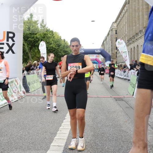 06.09.2026 - CURREX Alsterlauf Yannick Fuchs http://msf.ph/oto/10119468 06.09.2026 10:00:27 Ziel 2089, 2257, 2273, 2274, 2505, 2671, 2721, 2856, 3574, 4296, 4461, 4468, 4524, 4578, 5005, 5536, 6258, 6291, 6457, 8008, 8318 meine-sportfotos.de