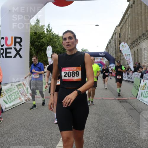 06.09.2026 - CURREX Alsterlauf Yannick Fuchs http://msf.ph/oto/10119497 06.09.2026 10:00:28 Ziel 2089, 2124, 2257, 2273, 2274, 2505, 2545, 2671, 2721, 2856, 4296, 4461, 4468, 4524, 4578, 5005, 5536, 6258, 6291, 6457, 8008, 8318 meine-sportfotos.de