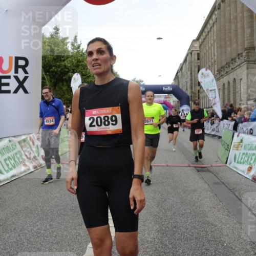 06.09.2026 - CURREX Alsterlauf Yannick Fuchs http://msf.ph/oto/10119505 06.09.2026 10:00:28 Ziel 2089, 2124, 2257, 2273, 2274, 2505, 2545, 2671, 2721, 2856, 4296, 4461, 4468, 4524, 4578, 5005, 5536, 6258, 6291, 6457, 8008, 8318 meine-sportfotos.de