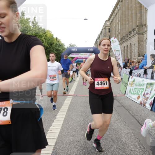 06.09.2026 - CURREX Alsterlauf Yannick Fuchs http://msf.ph/oto/10119571 06.09.2026 10:00:31 Ziel 2089, 2124, 2257, 2545, 2671, 2721, 2856, 3848, 4461, 4468, 4524, 4577, 4578, 4900, 5005, 5467, 5536, 5567, 5832, 6180, 6291, 6436, 8008, 8063, 8318 meine-sportfotos.de