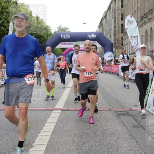 06.09.2026 - CURREX Alsterlauf Yannick Fuchs http://msf.ph/oto/10119633 06.09.2026 10:00:33 Ziel 2124, 2257, 2545, 2671, 2721, 3848, 4461, 4468, 4524, 4577, 4900, 5467, 5567, 5832, 5833, 6180, 6187, 6436, 8008, 8063, 8318 meine-sportfotos.de