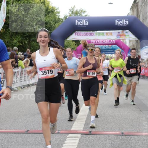 06.09.2026 - CURREX Alsterlauf Yannick Fuchs http://msf.ph/oto/10119859 06.09.2026 10:00:42 Ziel 2531, 2698, 3604, 3820, 3837, 3848, 3979, 4084, 4577, 4900, 5108, 5467, 5519, 5567, 5832, 5833, 5930, 6106, 6187, 6257, 8068, 8140 meine-sportfotos.de