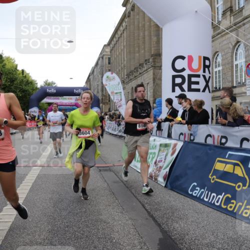 06.09.2026 - CURREX Alsterlauf Yannick Fuchs http://msf.ph/oto/10119935 06.09.2026 10:00:45 Ziel 2531, 2698, 2849, 3068, 3295, 3604, 3820, 3837, 3979, 4084, 5108, 5240, 5519, 5577, 5724, 5833, 5930, 6106, 6257, 6397, 6480, 8068, 8140, 8293 meine-sportfotos.de