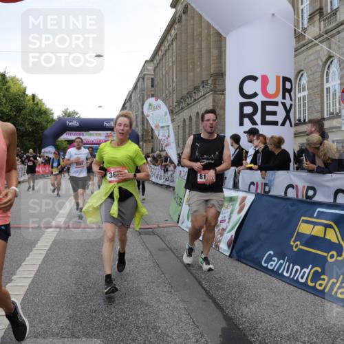 06.09.2026 - CURREX Alsterlauf Yannick Fuchs http://msf.ph/oto/10119940 06.09.2026 10:00:45 Ziel 2531, 2698, 2849, 3068, 3295, 3604, 3820, 3837, 3979, 4084, 5108, 5240, 5519, 5577, 5724, 5833, 5930, 6106, 6257, 6397, 6480, 8068, 8140, 8293 meine-sportfotos.de