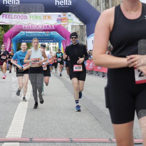 06.09.2026 - CURREX Alsterlauf Yannick Fuchs http://msf.ph/oto/10120151 06.09.2026 10:00:53 Ziel 2251, 2698, 2849, 2895, 3068, 3274, 3295, 3634, 3635, 3726, 3727, 3735, 4414, 5077, 5240, 5460, 5519, 5577, 5724, 5930, 6283, 6397, 6480, 8207, 8293 meine-sportfotos.de