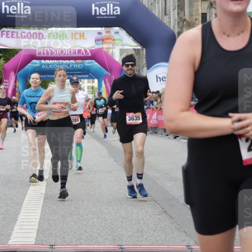 06.09.2026 - CURREX Alsterlauf Yannick Fuchs http://msf.ph/oto/10120157 06.09.2026 10:00:53 Ziel 2251, 2698, 2849, 2895, 3068, 3274, 3295, 3634, 3635, 3726, 3727, 3735, 4414, 5077, 5240, 5460, 5519, 5577, 5724, 5930, 6283, 6397, 6480, 8207, 8293 meine-sportfotos.de
