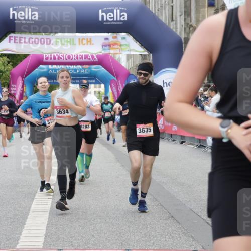 06.09.2026 - CURREX Alsterlauf Yannick Fuchs http://msf.ph/oto/10120173 06.09.2026 10:00:53 Ziel 2251, 2698, 2849, 2895, 3068, 3274, 3295, 3634, 3635, 3726, 3727, 3735, 4414, 5077, 5240, 5460, 5519, 5577, 5724, 5930, 6283, 6397, 6480, 8207, 8293 meine-sportfotos.de