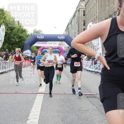 06.09.2026 - CURREX Alsterlauf Yannick Fuchs http://msf.ph/oto/10120213 06.09.2026 10:00:54 Ziel 2251, 2698, 2849, 2895, 3068, 3274, 3295, 3634, 3635, 3726, 3727, 3735, 4414, 5077, 5240, 5460, 5519, 5577, 5724, 6283, 6397, 6480, 8207, 8293 meine-sportfotos.de