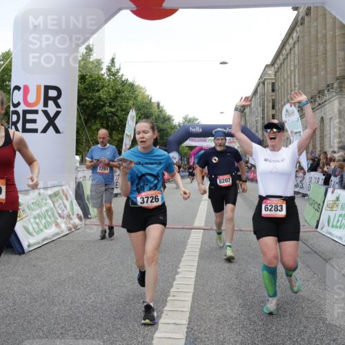 06.09.2026 - CURREX Alsterlauf Yannick Fuchs http://msf.ph/oto/10120311 06.09.2026 10:00:57 Ziel 2251, 2849, 2895, 3274, 3634, 3635, 3726, 3727, 3735, 4414, 4914, 5077, 5145, 5387, 5460, 5577, 6283, 6356, 8207, 8293 meine-sportfotos.de