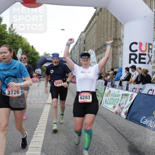 06.09.2026 - CURREX Alsterlauf Yannick Fuchs http://msf.ph/oto/10120326 06.09.2026 10:00:57 Ziel 2251, 2849, 2895, 3274, 3634, 3635, 3726, 3727, 3735, 4414, 4914, 5077, 5145, 5387, 5460, 5577, 6283, 6356, 8207, 8293 meine-sportfotos.de