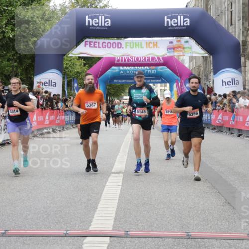 06.09.2026 - CURREX Alsterlauf Yannick Fuchs http://msf.ph/oto/10120376 06.09.2026 10:00:59 Ziel 2251, 2895, 3634, 3635, 3726, 3727, 3735, 4414, 4914, 5145, 5387, 5460, 6283, 6356, 8207 meine-sportfotos.de