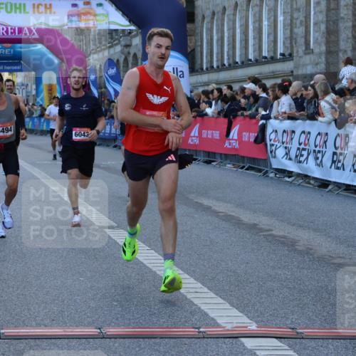06.09.2026 - CURREX Alsterlauf Strokosch-Dieckow http://msf.ph/oto/10120485 06.09.2026 09:37:36 Ziel 2021, 2391, 3040, 3809, 4625, 5374, 5637, 5641, 6043, 6238, 6494, 8084 meine-sportfotos.de