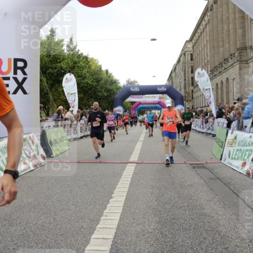 06.09.2026 - CURREX Alsterlauf Yannick Fuchs http://msf.ph/oto/10120493 06.09.2026 10:01:05 Ziel 2882, 3312, 3941, 4418, 4533, 4628, 4914, 5145, 5387, 6250, 6353, 6356, 8215 meine-sportfotos.de