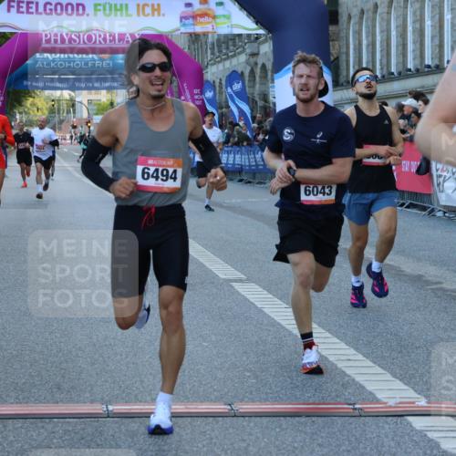 06.09.2026 - CURREX Alsterlauf Strokosch-Dieckow http://msf.ph/oto/10120538 06.09.2026 09:37:38 Ziel 2021, 2391, 3040, 3809, 4201, 4625, 5024, 5374, 5641, 6043, 6494, 8084 meine-sportfotos.de