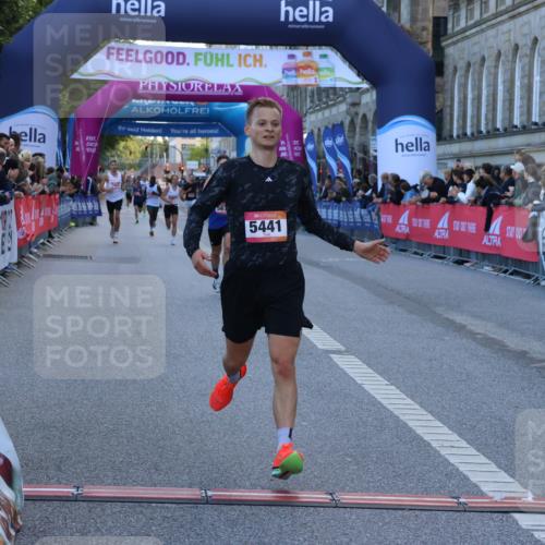 06.09.2026 - CURREX Alsterlauf Strokosch-Dieckow http://msf.ph/oto/10120605 06.09.2026 09:37:47 Ziel 4201, 5024, 5374, 5441, 5641, 5671 meine-sportfotos.de