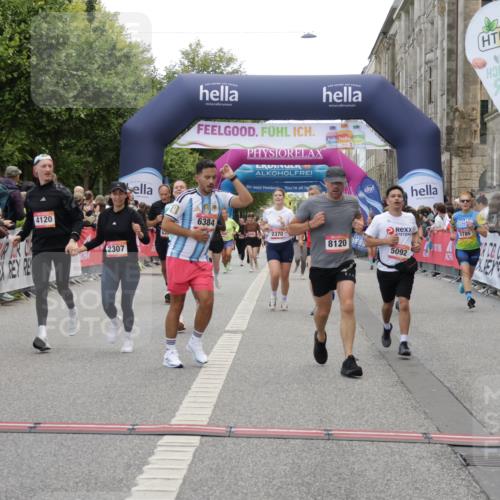 06.09.2026 - CURREX Alsterlauf Yannick Fuchs http://msf.ph/oto/10120673 06.09.2026 10:01:11 Ziel 2307, 2369, 2370, 2478, 2882, 3312, 3941, 4120, 4418, 4533, 4628, 5092, 5317, 5785, 6231, 6250, 6353, 6384, 6386, 8120, 8215 meine-sportfotos.de