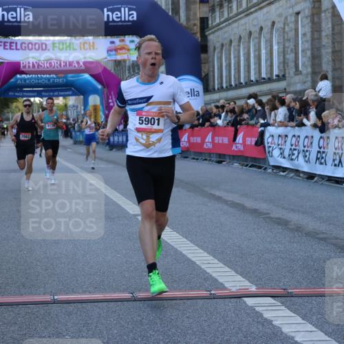 06.09.2026 - CURREX Alsterlauf Strokosch-Dieckow http://msf.ph/oto/10120731 06.09.2026 09:38:03 Ziel 2562, 3382, 4176, 5901, 6003, 6300, 8011 meine-sportfotos.de