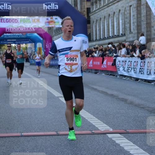06.09.2026 - CURREX Alsterlauf Strokosch-Dieckow http://msf.ph/oto/10120741 06.09.2026 09:38:03 Ziel 2562, 3382, 4176, 5901, 6003, 6300, 8011 meine-sportfotos.de