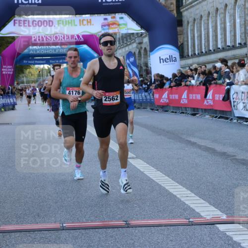 06.09.2026 - CURREX Alsterlauf Strokosch-Dieckow http://msf.ph/oto/10120773 06.09.2026 09:38:05 Ziel 2562, 4176, 5658, 5901, 6003, 8011 meine-sportfotos.de