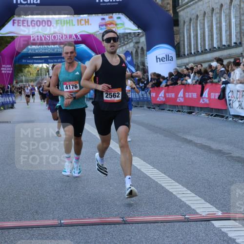 06.09.2026 - CURREX Alsterlauf Strokosch-Dieckow http://msf.ph/oto/10120780 06.09.2026 09:38:05 Ziel 2562, 4176, 5658, 5901, 6003, 8011 meine-sportfotos.de