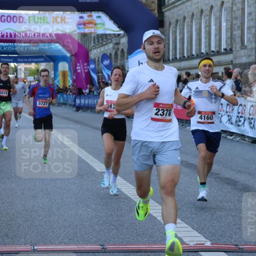 06.09.2026 - CURREX Alsterlauf Strokosch-Dieckow http://msf.ph/oto/10120887 06.09.2026 09:38:22 Ziel 2378, 4160, 4432, 4614, 4983, 5513, 5687, 5727, 6133, 6309, 8024 meine-sportfotos.de