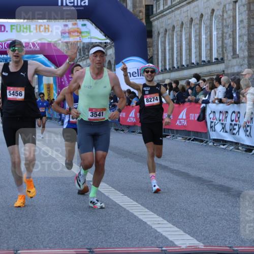 06.09.2026 - CURREX Alsterlauf Strokosch-Dieckow http://msf.ph/oto/10120980 06.09.2026 09:38:32 Ziel 2214, 3541, 4614, 5193, 5456, 5619, 5687, 6101, 6423, 8274 meine-sportfotos.de