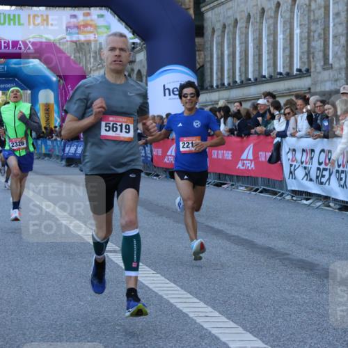 06.09.2026 - CURREX Alsterlauf Strokosch-Dieckow http://msf.ph/oto/10121046 06.09.2026 09:38:36 Ziel 2214, 2326, 3541, 5193, 5456, 5619, 6260, 6423, 8274 meine-sportfotos.de