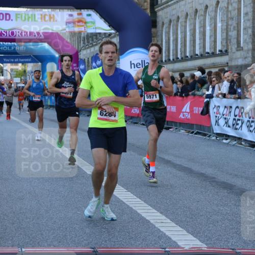 06.09.2026 - CURREX Alsterlauf Strokosch-Dieckow http://msf.ph/oto/10121174 06.09.2026 09:38:51 Ziel 2371, 3817, 5469, 5739, 5971, 6284, 8010, 8199 meine-sportfotos.de