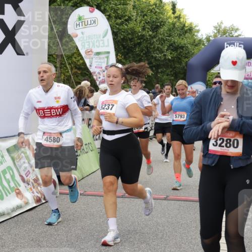 06.09.2026 - CURREX Alsterlauf Yannick Fuchs http://msf.ph/oto/10121196 06.09.2026 10:01:30 Ziel 2492, 3195, 3280, 3518, 4580, 4883, 4884, 5012, 5060, 5139, 5237, 5424, 5523, 5598, 5749, 5793, 5856, 6018, 6027, 6033, 6445 meine-sportfotos.de