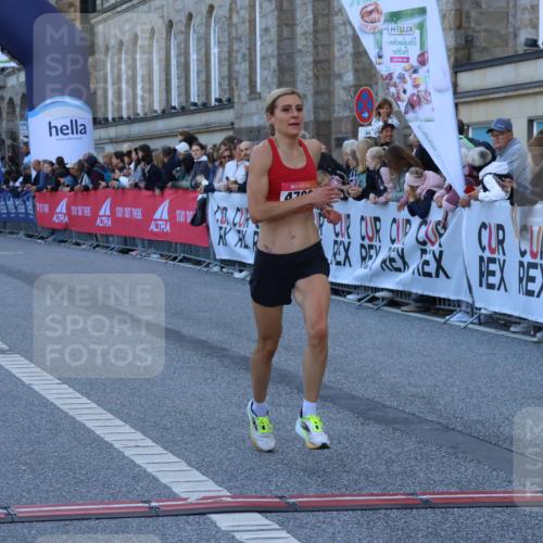 06.09.2026 - CURREX Alsterlauf Strokosch-Dieckow http://msf.ph/oto/10121277 06.09.2026 09:39:06 Ziel 2379, 4164, 4706, 5161, 5830 meine-sportfotos.de