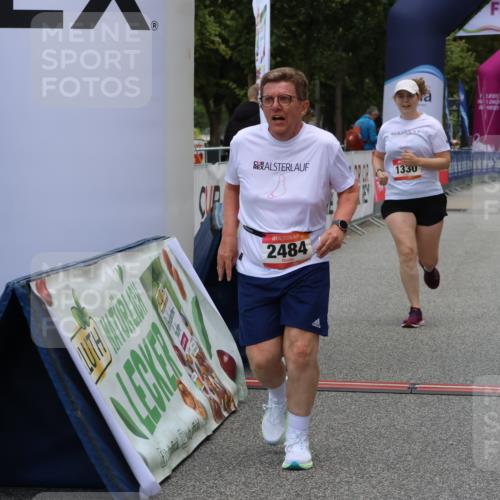 06.09.2026 - CURREX Alsterlauf Strokosch-Dieckow http://msf.ph/oto/10121493 06.09.2026 12:05:06 Ziel 1084, 1159, 1160, 1330, 2484 meine-sportfotos.de
