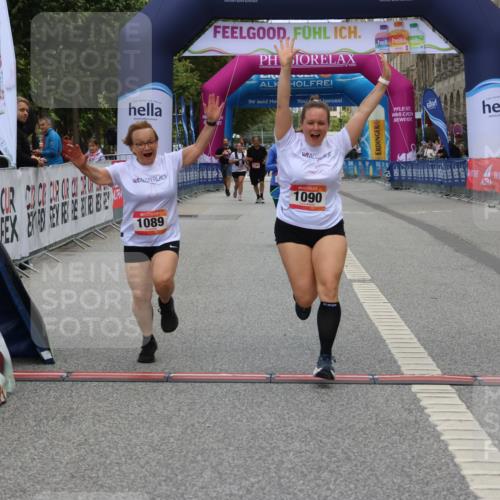 06.09.2026 - CURREX Alsterlauf Strokosch-Dieckow http://msf.ph/oto/10121599 06.09.2026 12:05:22 Ziel 1089, 1090, 1347 meine-sportfotos.de