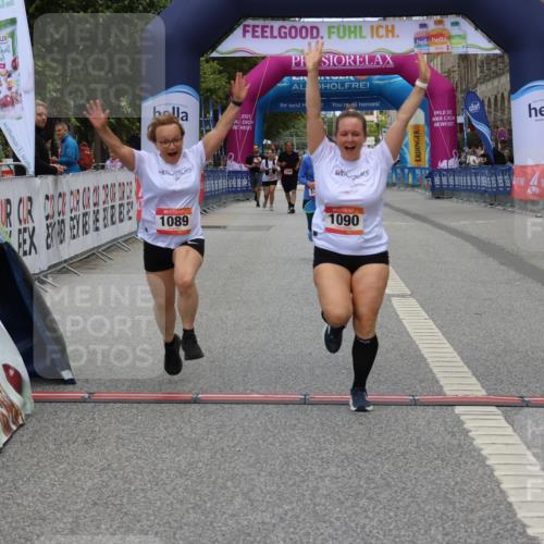 06.09.2026 - CURREX Alsterlauf Strokosch-Dieckow http://msf.ph/oto/10121604 06.09.2026 12:05:22 Ziel 1089, 1090, 1347 meine-sportfotos.de