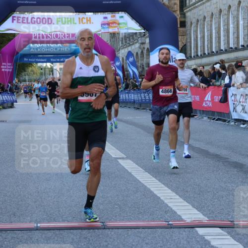 06.09.2026 - CURREX Alsterlauf Strokosch-Dieckow http://msf.ph/oto/10121606 06.09.2026 09:39:24 Ziel 2739, 2948, 3759, 3972, 4074, 4698, 4866, 5246, 5639, 5685, 5967 meine-sportfotos.de