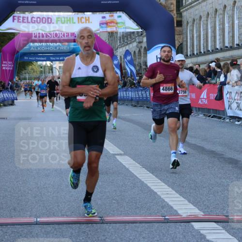 06.09.2026 - CURREX Alsterlauf Strokosch-Dieckow http://msf.ph/oto/10121630 06.09.2026 09:39:24 Ziel 2739, 2948, 3759, 3972, 4074, 4698, 4866, 5246, 5639, 5685, 5967 meine-sportfotos.de