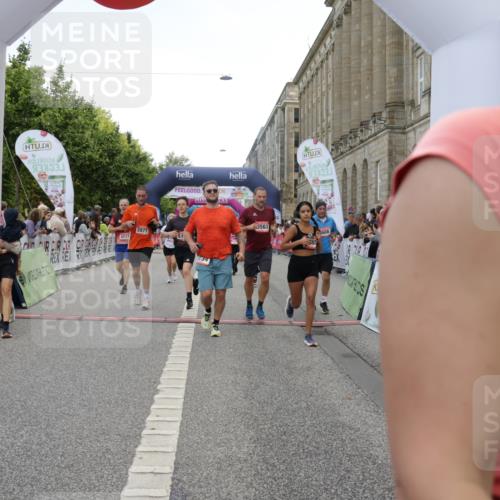 06.09.2026 - CURREX Alsterlauf Yannick Fuchs http://msf.ph/oto/10121650 06.09.2026 10:01:46 Ziel 2385, 2977, 3115, 3448, 3563, 4067, 4073, 4117, 4121, 4162, 4551, 4552, 4608, 4921, 5106, 5186, 5380, 5388, 5429, 5679, 5734, 5918, 5976, 6171, 8037, 8038, 8122 meine-sportfotos.de