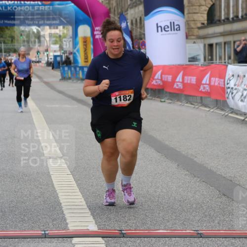 06.09.2026 - CURREX Alsterlauf Strokosch-Dieckow http://msf.ph/oto/10121687 06.09.2026 12:05:35 Ziel 1131, 1182, 1240, 1340 meine-sportfotos.de